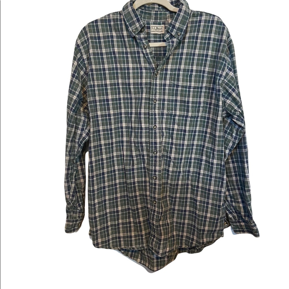 LL Bean Green & Blue Plaid Size Large Tall Button Up 100% Cotton Flannel Shirt.